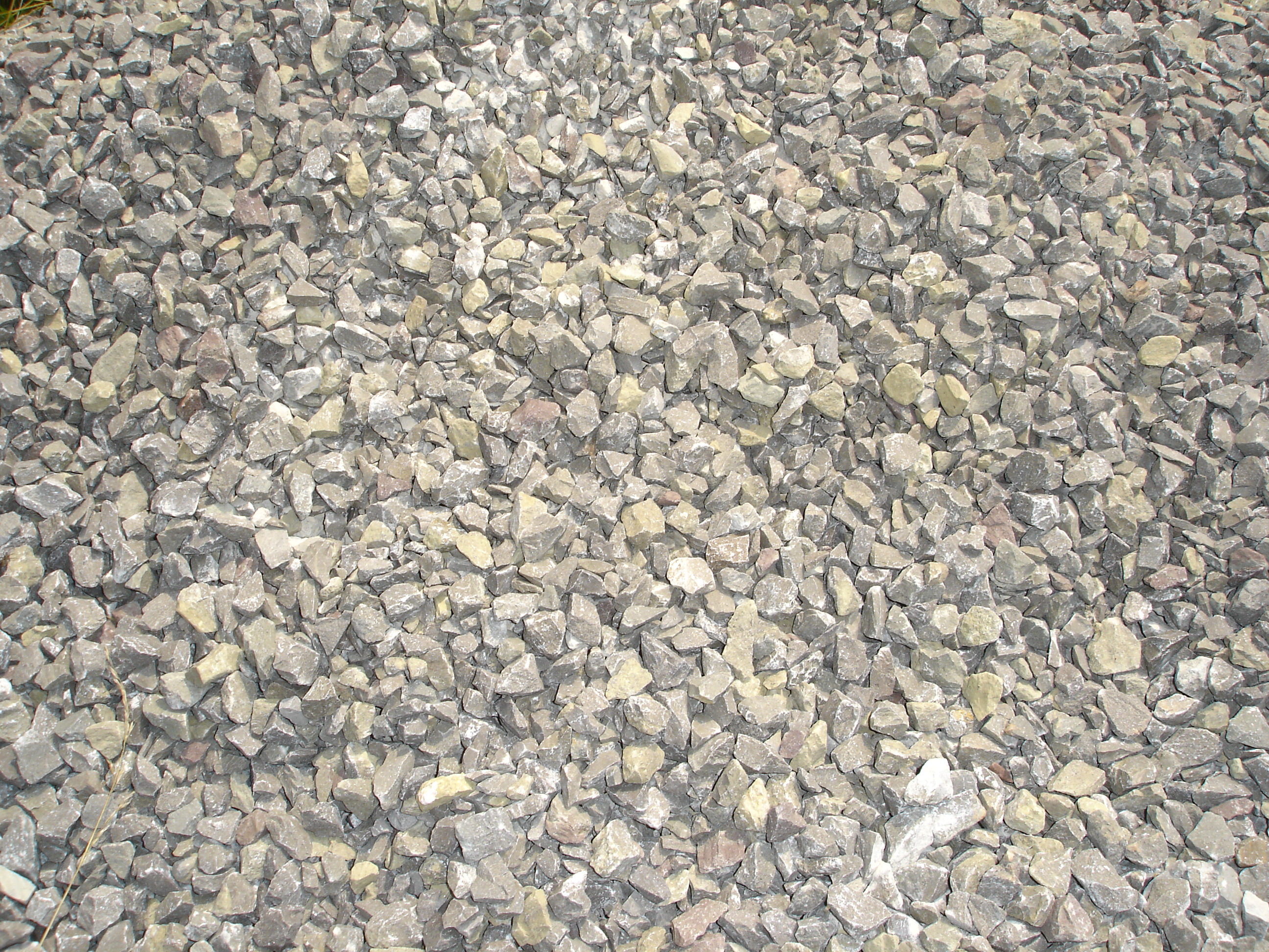 fig 01-12 Clean Crushed Rock 